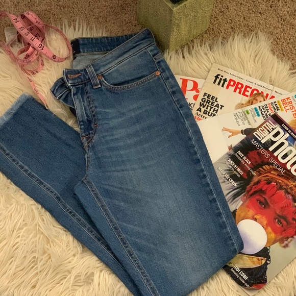 Gant Kate High-Waisted Skinny Jeans - Picture 4 of 6